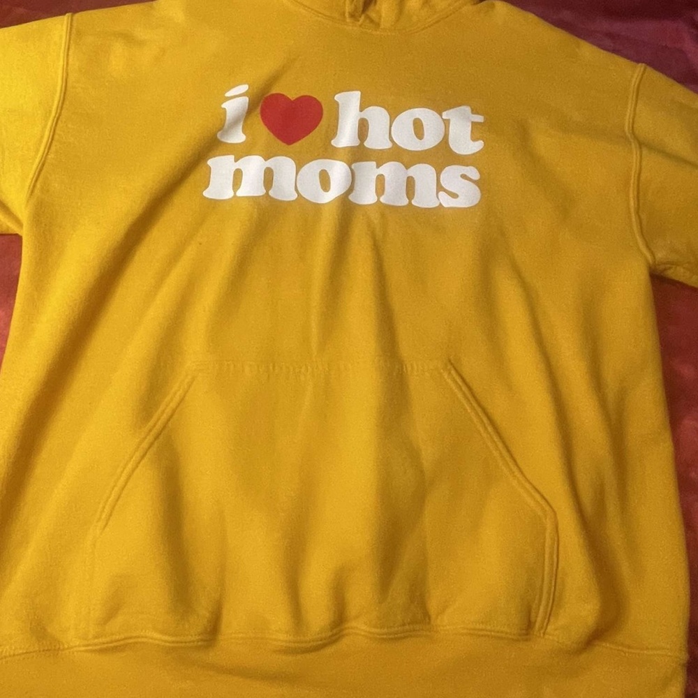 Mens Yellow I love hot moms hoodie